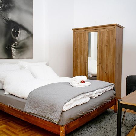 Heart Of The City, Entire Very Big Apartment Budapest Luaran gambar