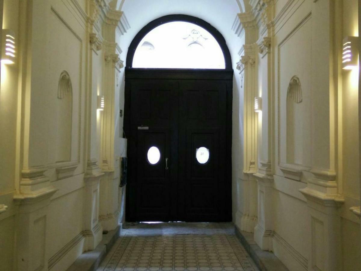 Heart Of The City, Entire Very Big Apartment Budapest Luaran gambar